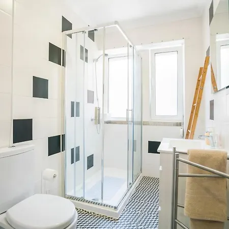 Fonte Luminosa - Great Location Apartment