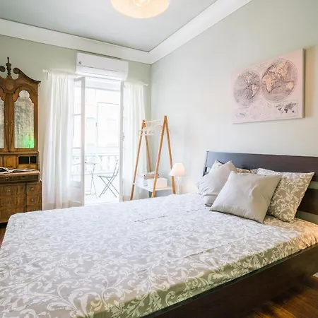 Fonte Luminosa - Great Location Лісабон