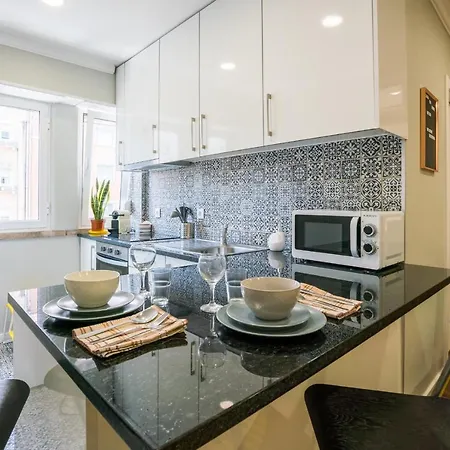 Апартаменти Fonte Luminosa - Great Location Лісабон